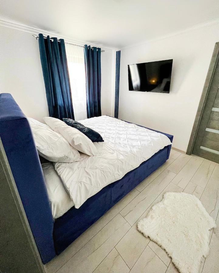 Luxor - Jacuzzi&Cozy Apartments Сибиу Экстерьер фото
