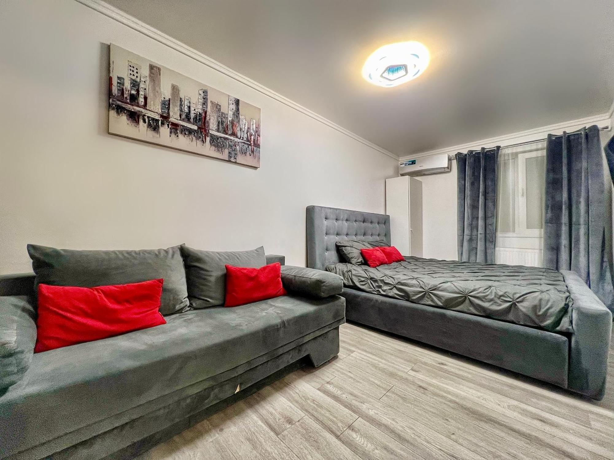 Luxor - Jacuzzi&Cozy Apartments Сибиу Экстерьер фото